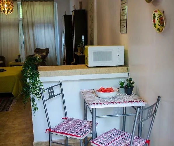 Collosal * Бухарест